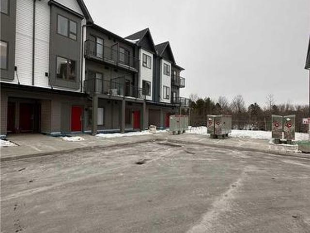 Townhouse for rent in Durham, Ontario