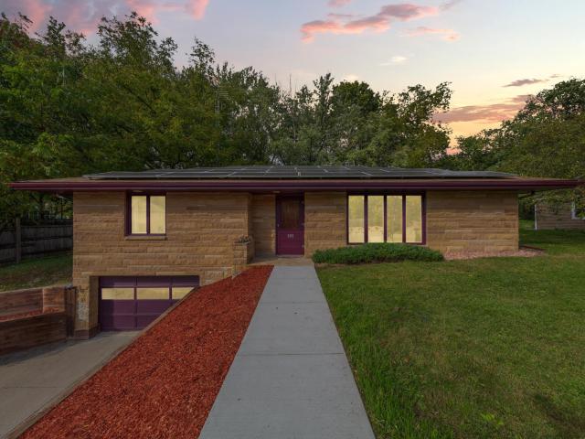 House for sale in Waseca, Waseca County