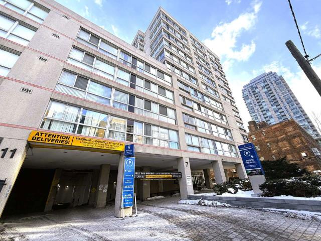 Condo for rent in Toronto, Golden Horseshoe
