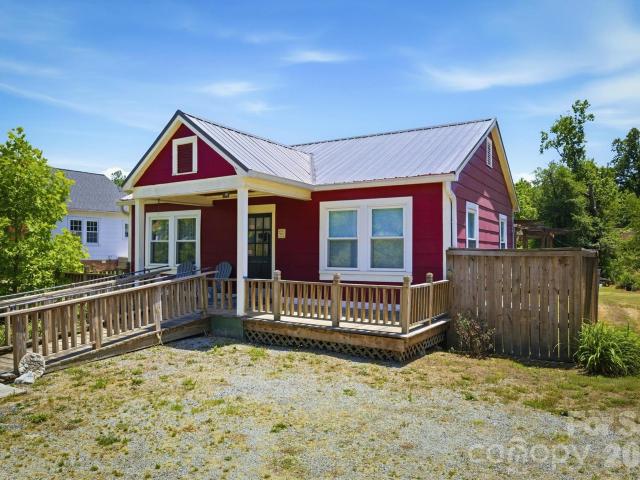 House for sale in Morganton, North Carolina