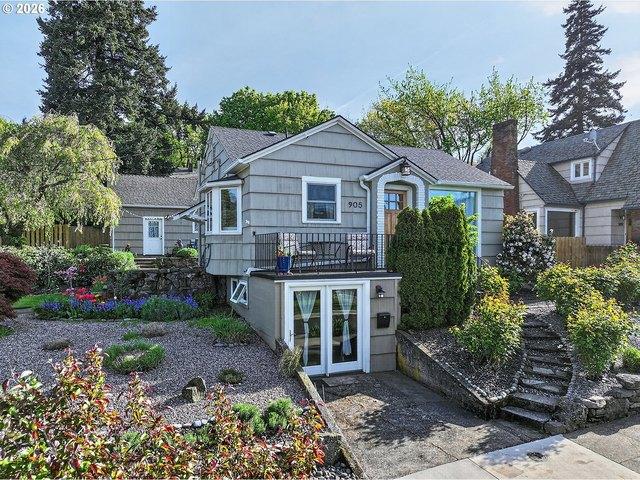House for sale in Oregonia