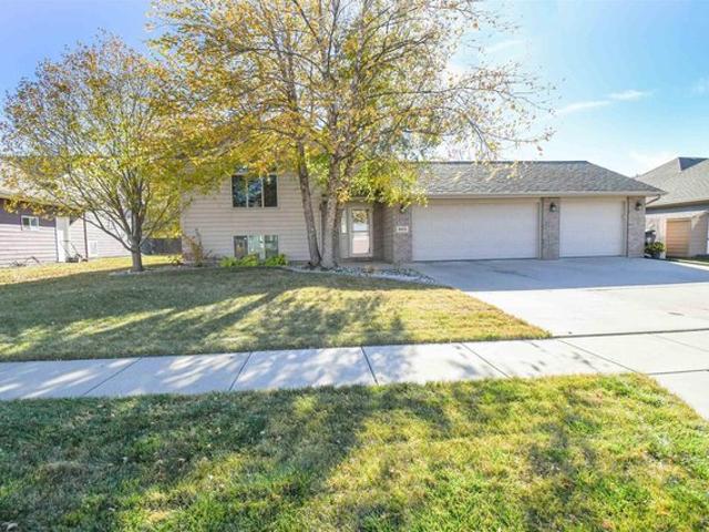 House for sale in Tea, South Dakota