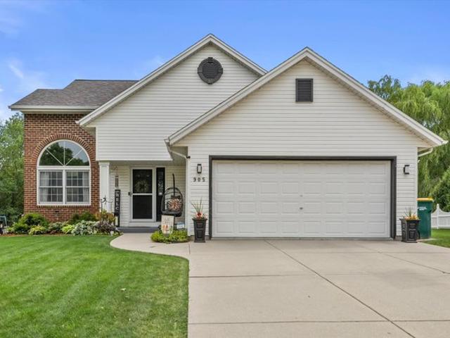 House for sale in Oak Creek, Wisconsin