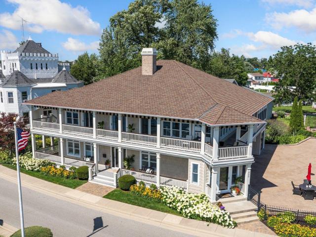 House for sale in Winona Lake, Indiana