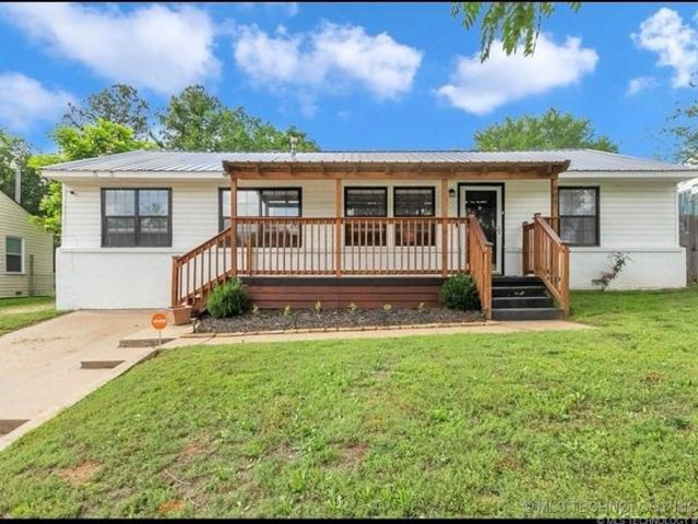 House for sale in Sand Springs, Tulsa County