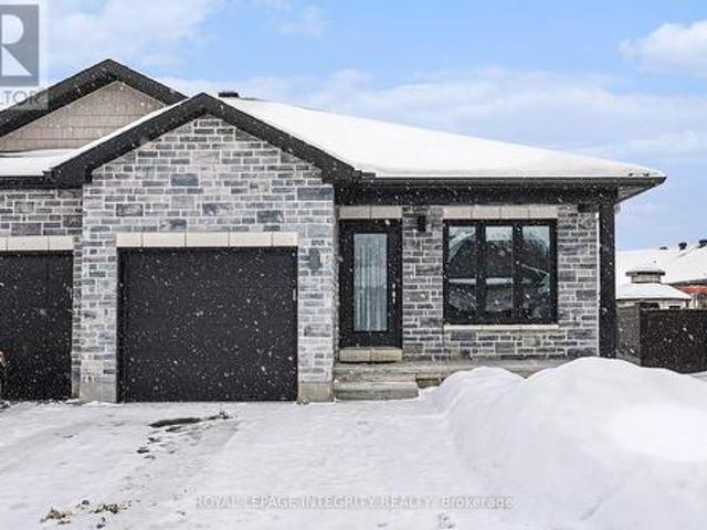 House for sale in Mississippi Mills, Ontario