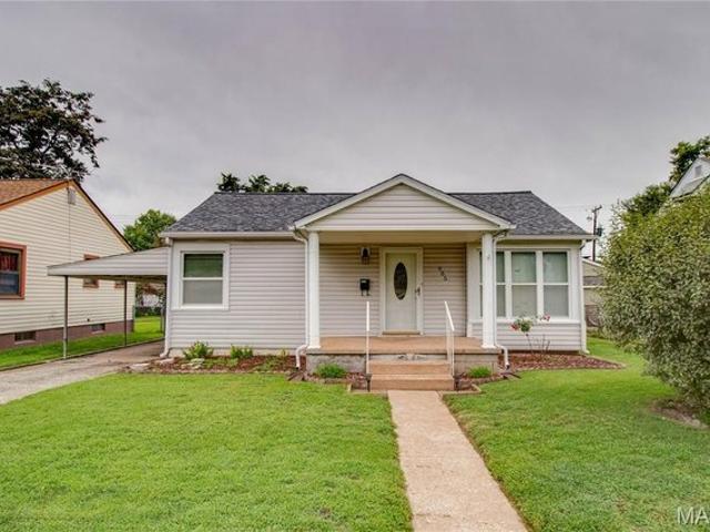 House for sale in Wood River, Illinois