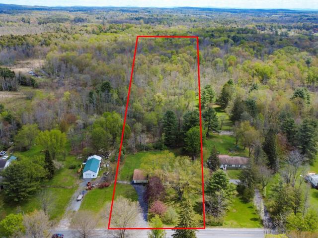 House for sale in Fort Johnson, New York