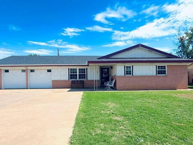 House for sale in Dumas, Moore County