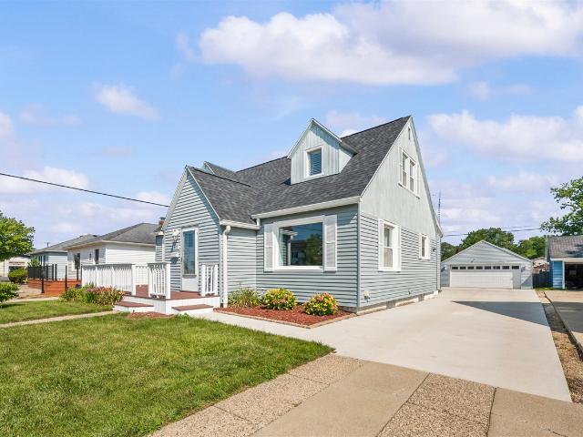 House for sale in Saint Joseph, Michigan