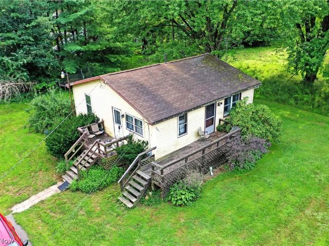 House for sale in Brookfield, Ohio