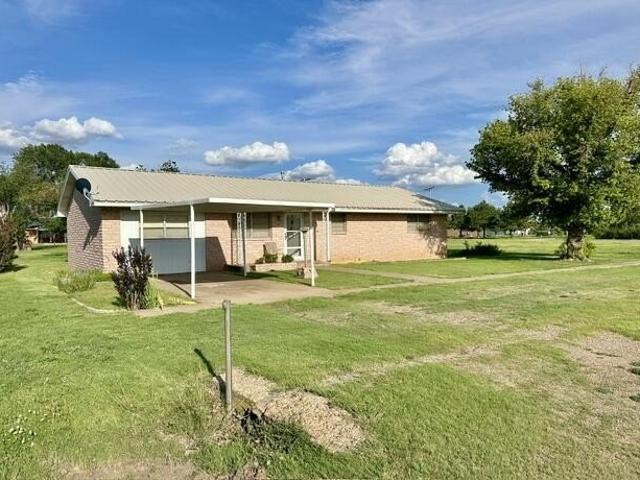House for sale in Briscoe, Texas