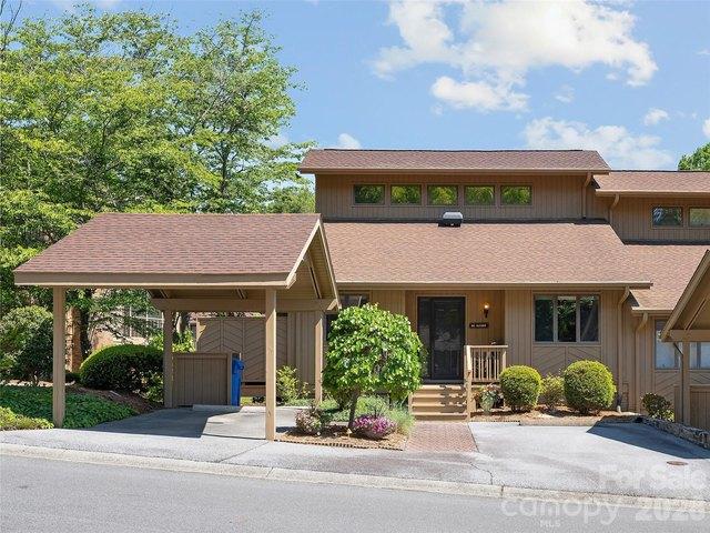 Condo for sale in Hendersonville, North Carolina