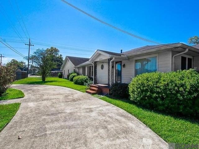 House for sale in New Roads, Louisiana