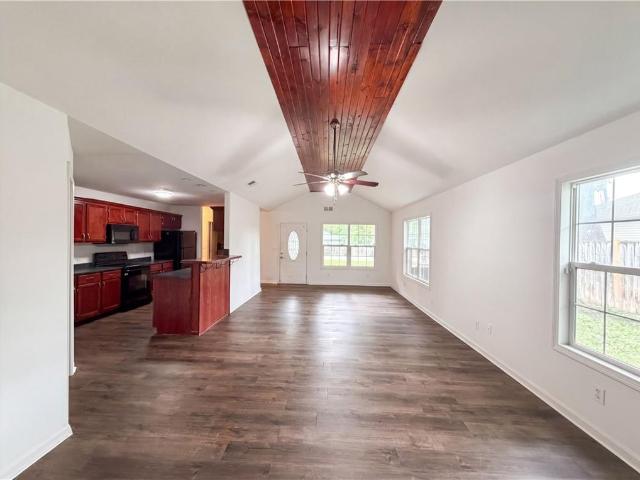 House for sale in Harrisonville, Missouri