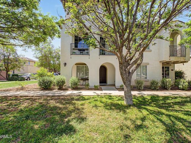 Townhouse for sale in Gilbert, Arizona