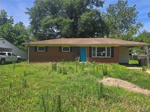 House for sale in Sikeston, Missouri