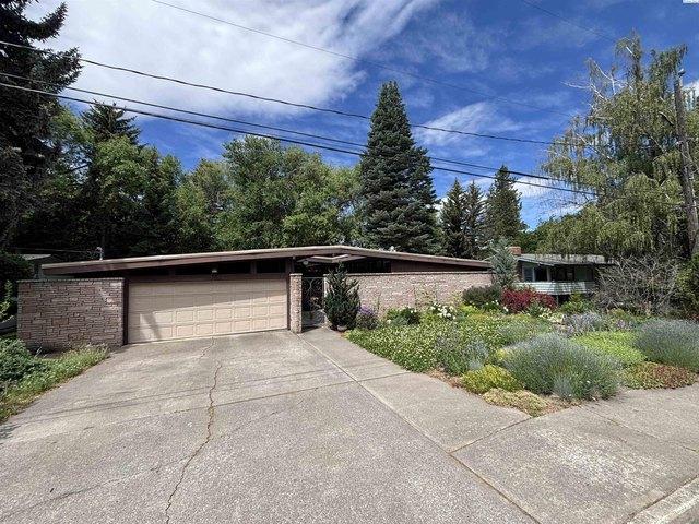House for sale in Whitman, Washington