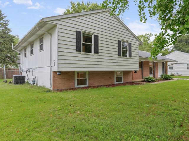 House for sale in Kenwood, Champaign