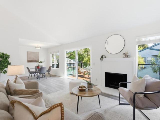 Condo for sale in Mountain View, California