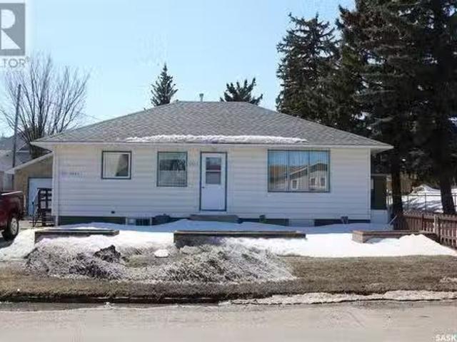 House for sale in Moosomin, Saskatchewan