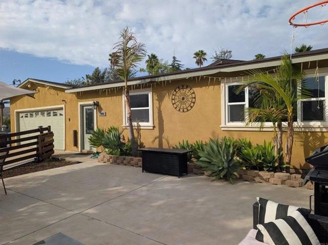 House for sale in Lakeside, San Diego County