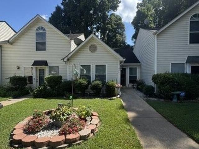Townhouse for sale in Douglasville, Georgia