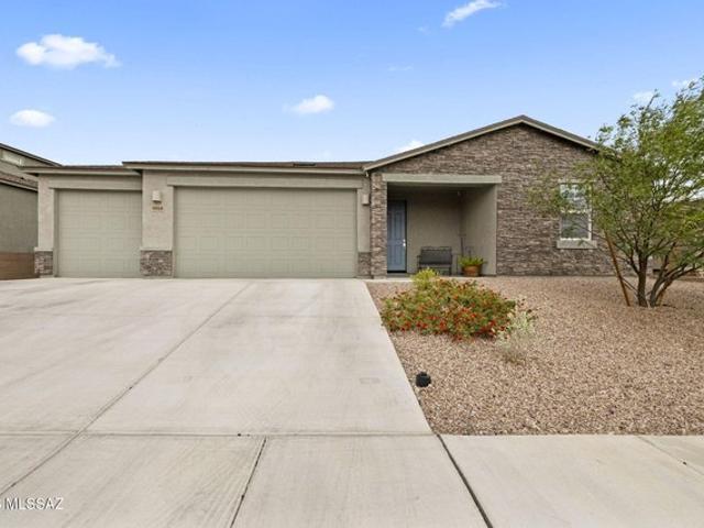 House for sale in Vail, Arizona