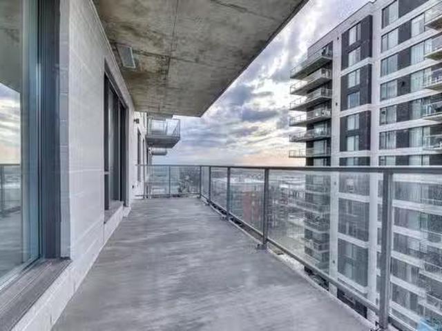 Condo for sale in Chomedey, Quebec
