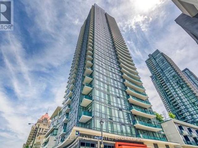 Condo for sale in City Centre, Mississauga