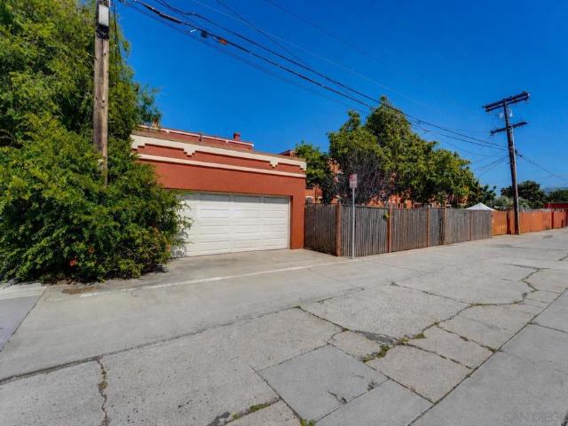 Townhouse for sale in National City, California