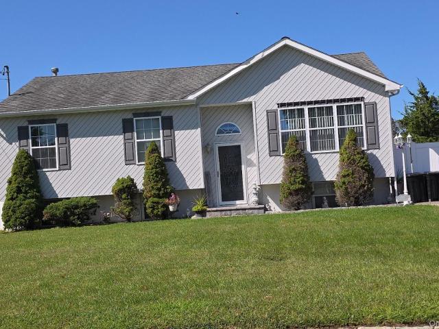 House for sale in North Bellport, Town of Brookhaven