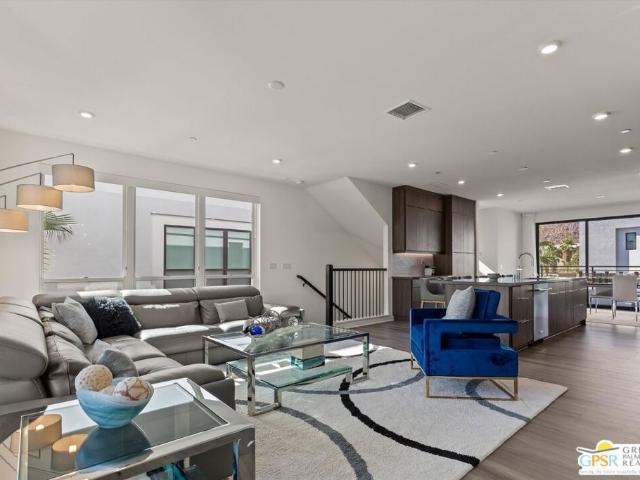 Condo for sale in Palm Springs, California