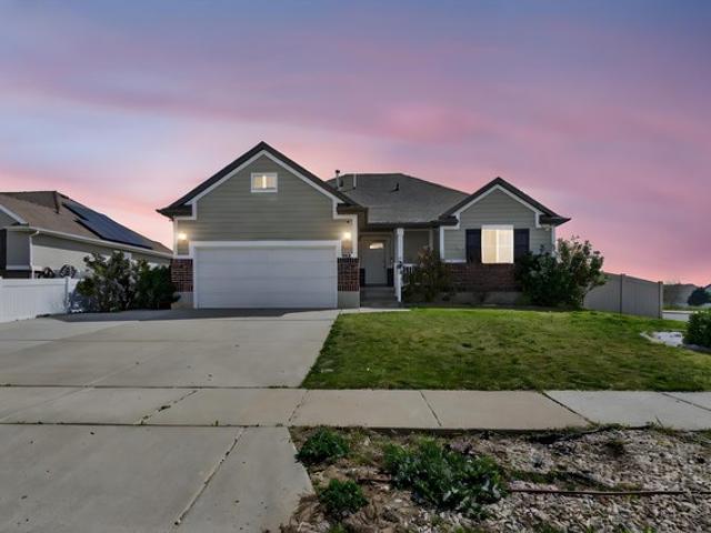 House for sale in Clearfield, Utah