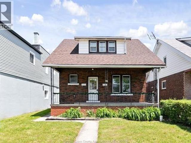 House for sale in Little Italy, Windsor