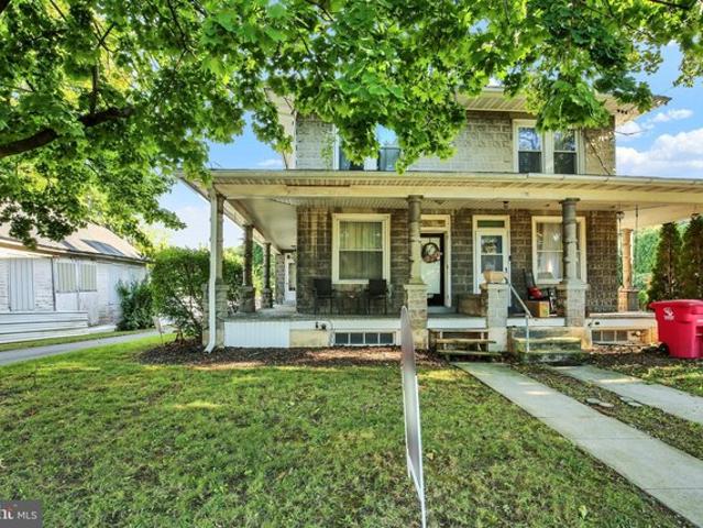 Townhouse for sale in Sinking Spring, Berks County