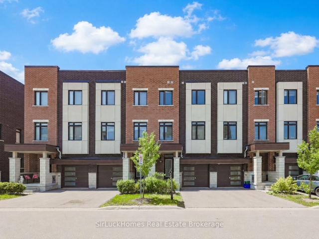 Townhouse for sale in Woburn, Ontario