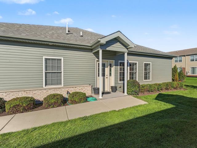 House for sale in Prairie Lakes, McHenry