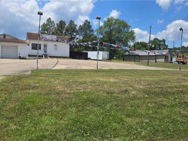Commercial for sale in Parkersburg, West Virginia