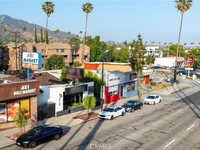 Commercial for sale in Burbank, California
