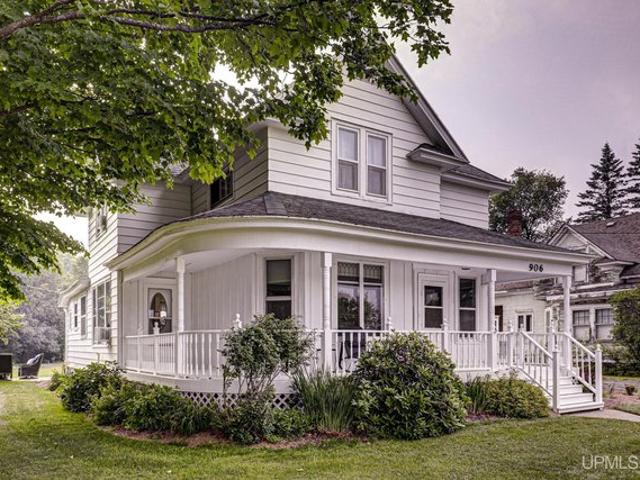 House for sale in Iron River, Michigan
