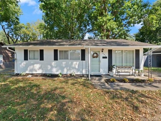 House for sale in Jeffersonville, Indiana