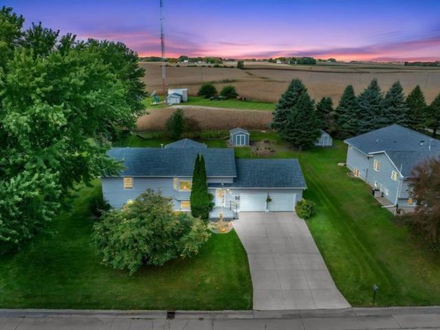 House for sale in Fairmont, Martin County