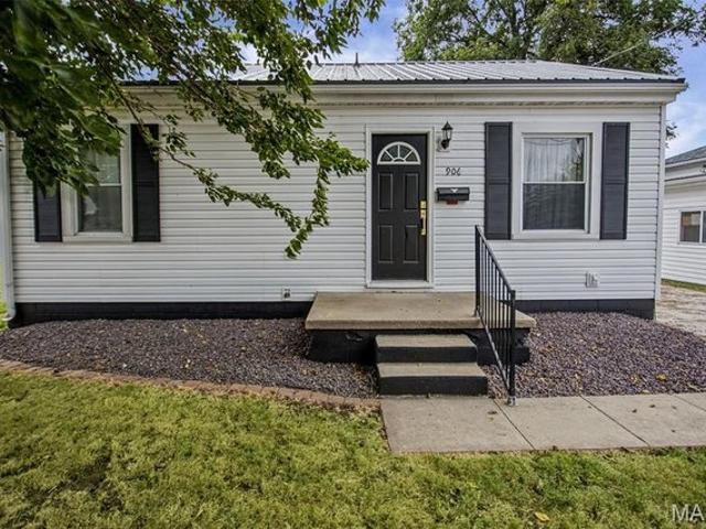 House for sale in Jersey, Illinois