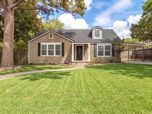 House for sale in Brenham, Washington County