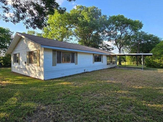 House for sale in Navarro, Texas