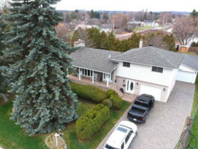 House for sale in Sault Sainte Marie, Ontario