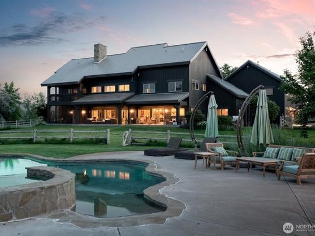 House for sale in West Richland, Washington