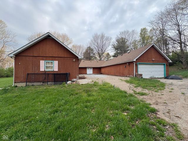 House for sale in Mount Summit, Indiana