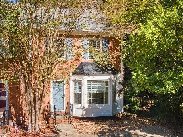 Townhouse for sale in Roswell, Fulton County